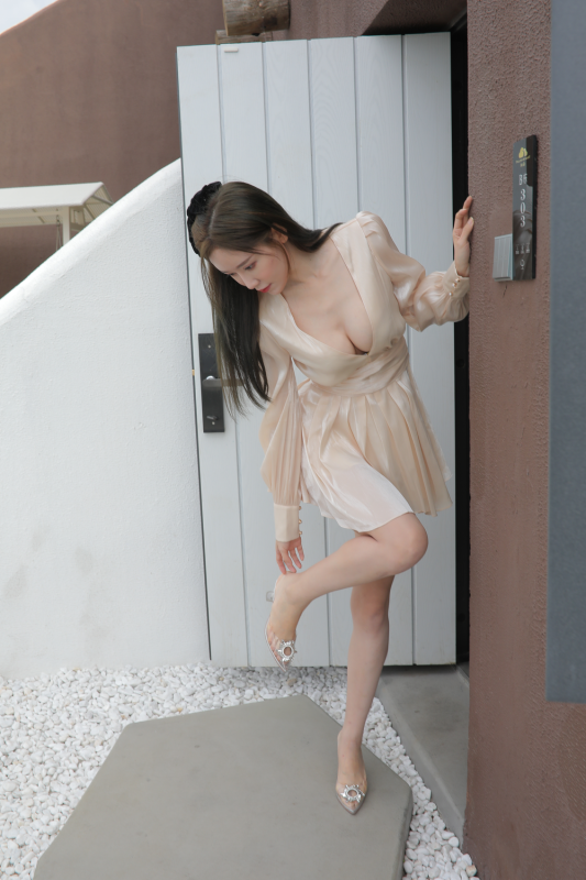 精致美女套图写真集几百张图片【7016】套图库-美女套图库-精美私房套图库套图库站